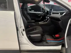 2022 Toyota RAV4 2.0L CVT 2WD Fashion Plus, белый — фото 5