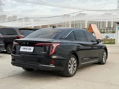 2024 Hongqi E-QM5 EV 500km Travel, чёрный — фото 4