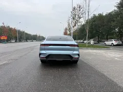 2023 BYD Han PHEV Champion 121KM Premium, синий — фото 18