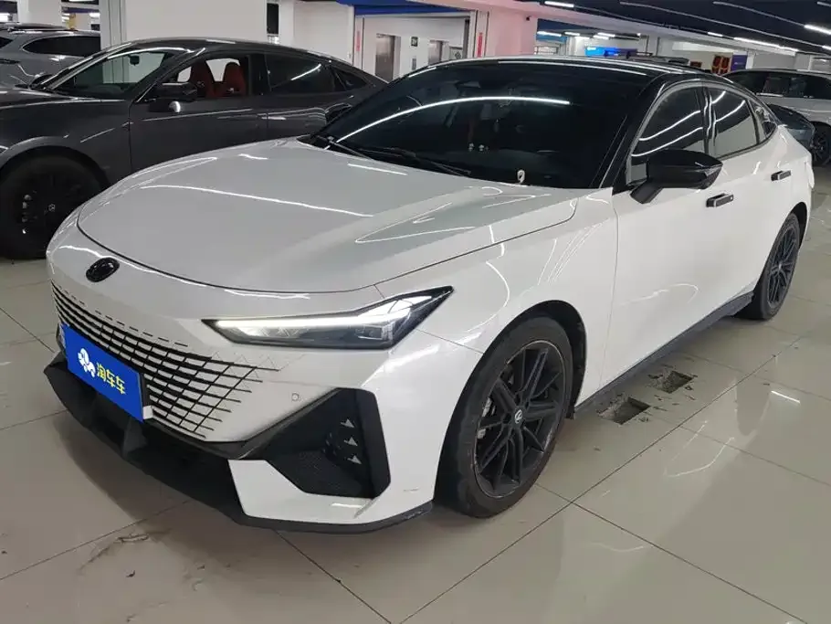 2023 Changan UNI-V 1.5T Premium