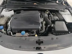 2023 Changan UNI-V 1.5T Premium, белый — фото 10