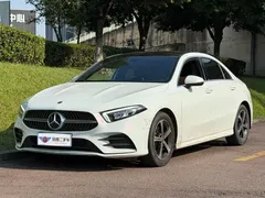 2022 Mercedes-Benz A-Class A 200 L Sedan Sport, белый — фото 1