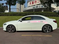 2022 Mercedes-Benz A-Class A 200 L Sedan Sport, белый — фото 3