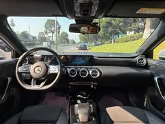 2022 Mercedes-Benz A-Class A 200 L Sedan Sport, белый — фото 13