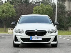 2021 BMW 1 Series 120i M Sport Night Edition, белый — фото 2