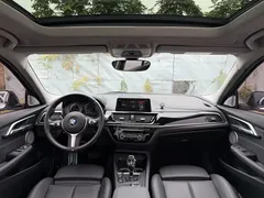 2021 BMW 1 Series 120i M Sport Night Edition, белый — фото 3