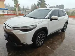 2022 Toyota Frontlander 2.0L CVT Luxury, белый — фото 1