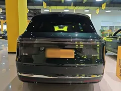 2026 Aito M7 EREV Ultra 4WD 5-seat 192-line Lidar, зелёный — фото 6