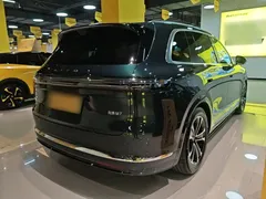 2026 Aito M7 EREV Ultra 4WD 5-seat 192-line Lidar, зелёный — фото 7