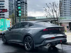 2023 Changan UNI-V 1.5T Premium — фото 4