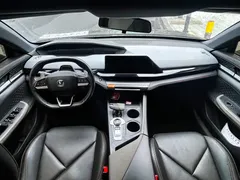 2023 Changan UNI-V 1.5T Premium — фото 10