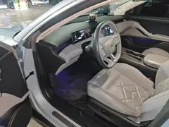 2022 Nio ET5 75kWh, синий — фото 14