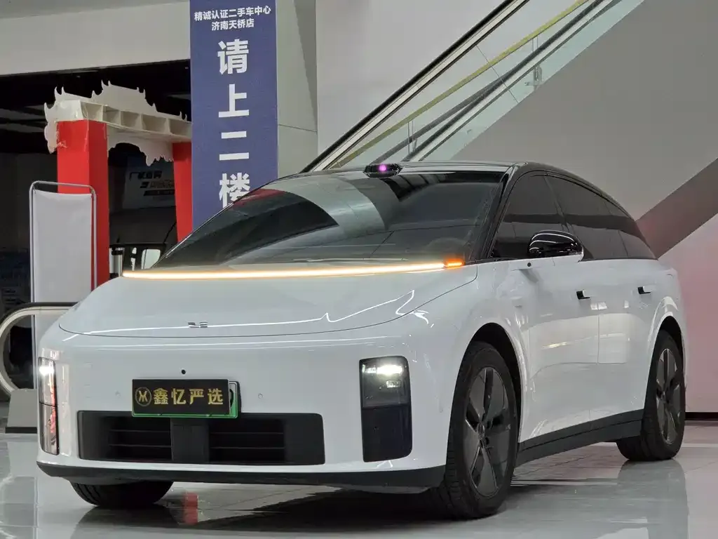2025 Li Auto i6 2WD Standard