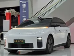 2025 Li Auto i6 2WD Standard, белый — фото 1
