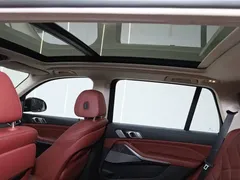 2022 BMW X5 30Li Premium M Sport Package, чёрный — фото 13