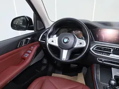 2022 BMW X5 30Li Premium M Sport Package, чёрный — фото 18