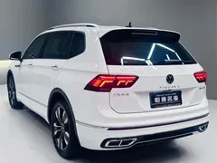 2022 Volkswagen Tiguan L 330TSI AT 2WD R-Line, белый — фото 3