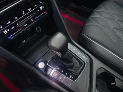 2022 Volkswagen Tiguan L 330TSI AT 2WD R-Line, белый — фото 13