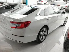 2021 Honda Accord 2.0L Hybrid Limited Edition, белый — фото 3