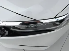 2021 Honda Accord 2.0L Hybrid Limited Edition, белый — фото 5