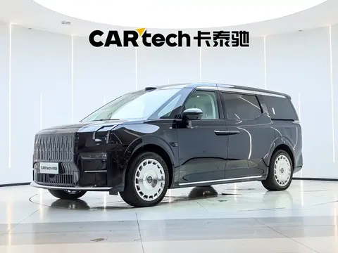 2024 Zeekr 009