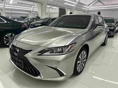 2022 Lexus ES 200 Excellence — фото 1