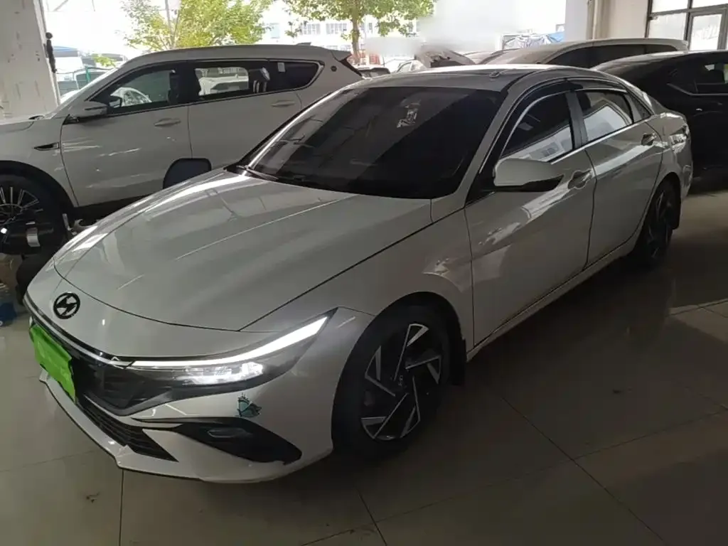2023 Hyundai Elantra 1.5L CVT GLX Elite
