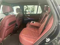 2022 BMW X5 40Li M Sport Package, чёрный — фото 13