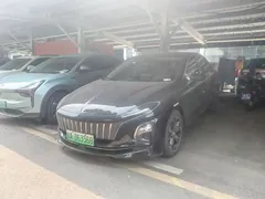 2023 Hongqi E-QM5 Basic Mobility, чёрный — фото 1