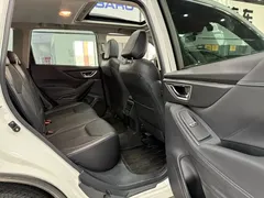 2021 Subaru Forester 2.0i Luxury EyeSight, белый — фото 16