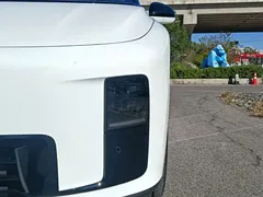 2025 Li Auto i8 Standard, белый — фото 3