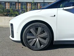 2025 Li Auto i8 Standard, белый — фото 5