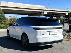 2025 Li Auto i8 Standard, белый — фото 9