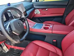 2025 Aito M5 EREV Ultra 2WD, белый — фото 4