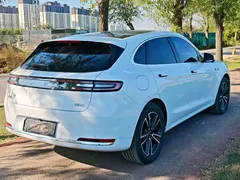 2025 Aito M5 EREV Ultra 2WD, белый — фото 15