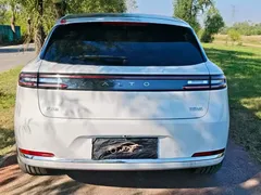 2025 Aito M5 EREV Ultra 2WD, белый — фото 16