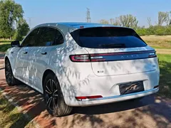 2025 Aito M5 EREV Ultra 2WD, белый — фото 17