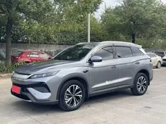 2025 BYD Song Pro 2nd Gen Smart Drive DM-i PHEV 75km Exceed — фото 1