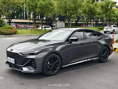 2022 Changan UNI-V 1.5T — фото 1