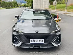 2022 Changan UNI-V 1.5T — фото 2