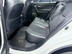 2023 Toyota Wildlander 2.0L CVT 4WD Luxury Plus, белый — фото 8