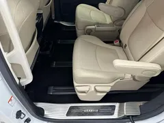 2023 Toyota Granvia 2.5L Hybrid Premium Plus, белый — фото 10