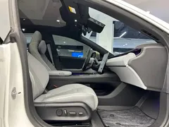 2024 Nio ET5T 75kWh Touring, белый — фото 20