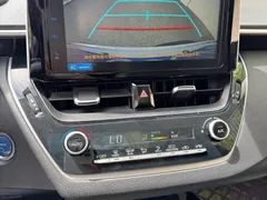 2021 Toyota Corolla Hybrid 1.8L E-CVT Pioneer, белый — фото 9
