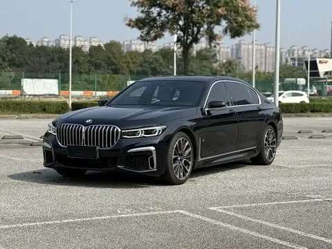 2021 BMW 7 Series 740Li Leading M Sport Package