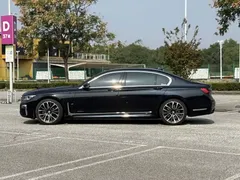 2021 BMW 7 Series 740Li Leading M Sport Package, чёрный — фото 4