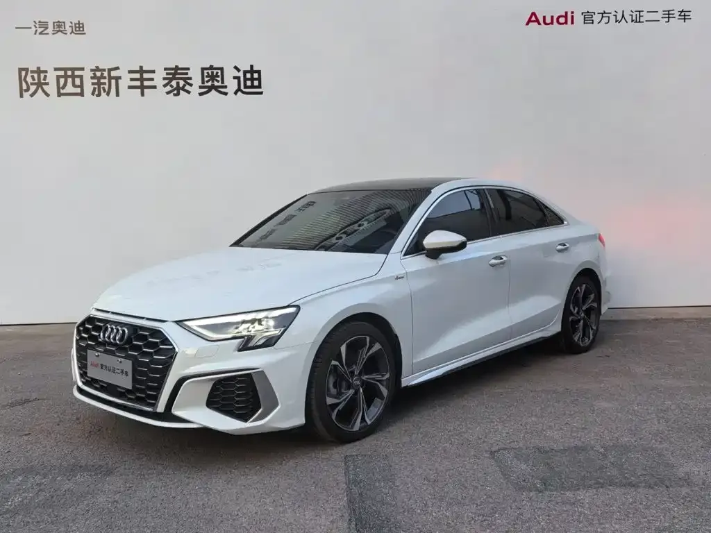 2021 Audi A3 L Limousine 35 TFSI Luxury Sport