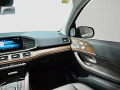 2021 Mercedes-Benz GLE 350 e 4MATIC PHEV, чёрный — фото 10