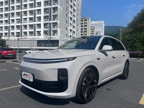 2025 Li Auto L6 Max