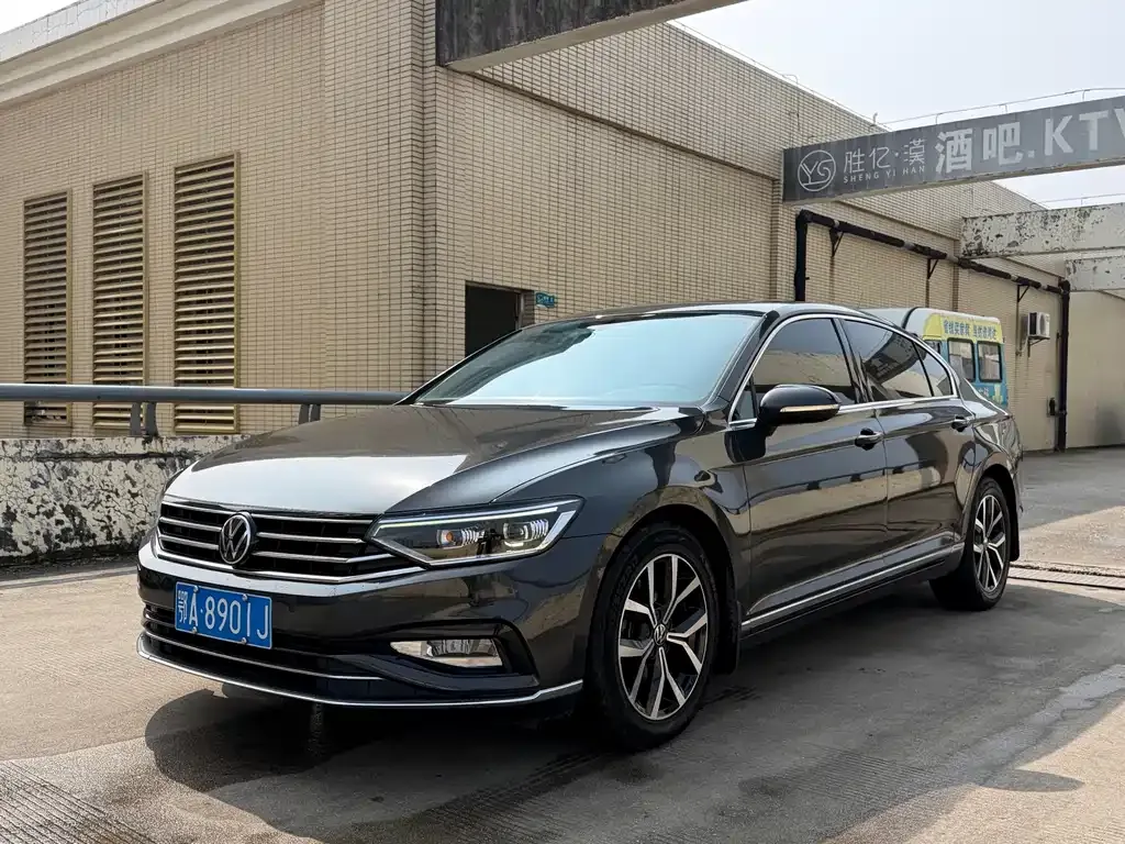2020 Volkswagen Magotan 330TSI DSG Leading